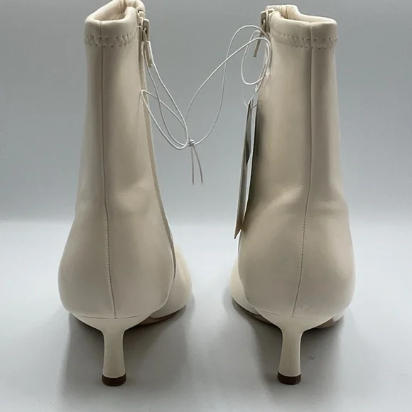 Women's Lonnie Kitten Heel Stretch Ankle Boots A New Day White Size 8.5 NWT SH2 - Picture 5 of 6